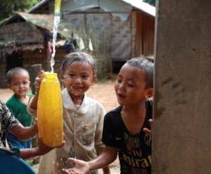 eau potable pour les enfants