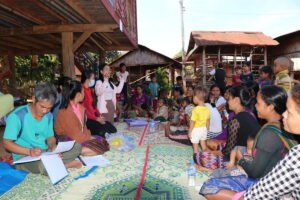 Atelier de nutrition "Go Baby Go" au Laos World Vision France