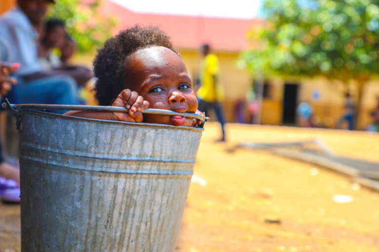 enfant en zone de guerre